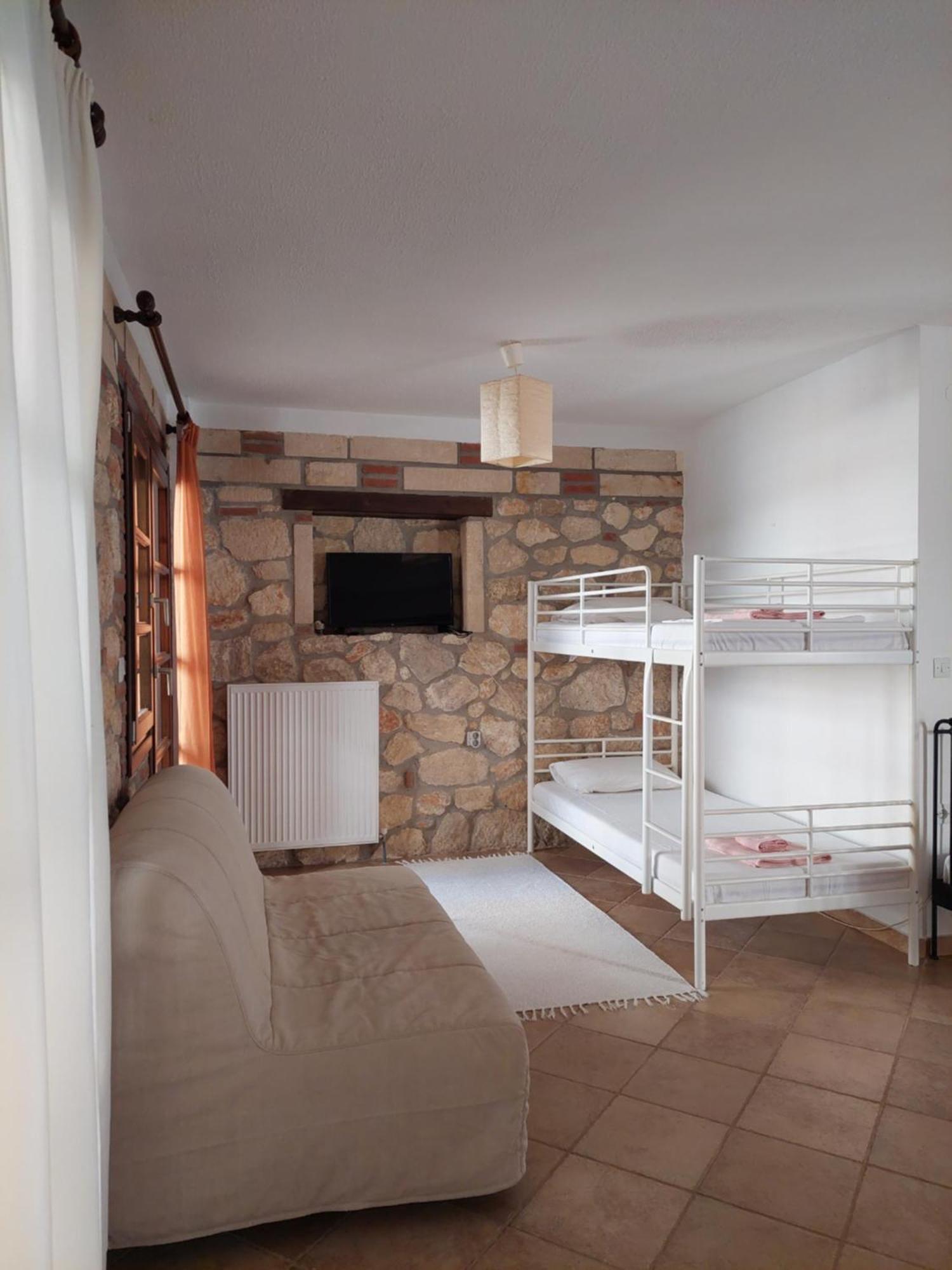 普萨克迪亚Elpida Stone House公寓 外观 照片